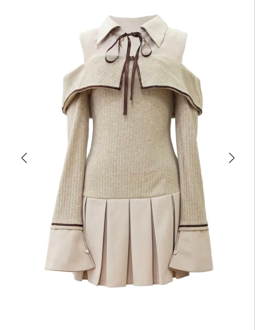 Randy ビジュープレッピーカットショルダーワンピース