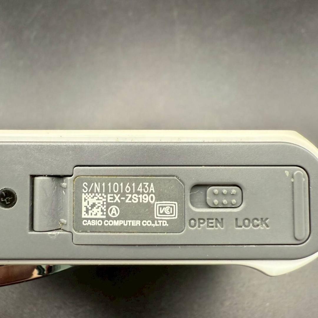 【動作確認済】 CASIO EXILIM EX-ZS190 カシオ デジカメ
