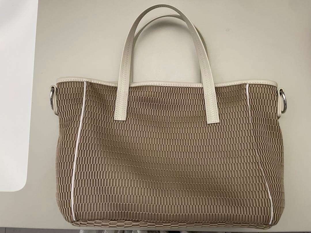 【限定値下げ】nest zip bon ラテ