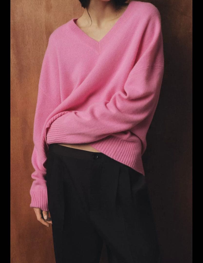 100%ウール Vネックセーター ピンク