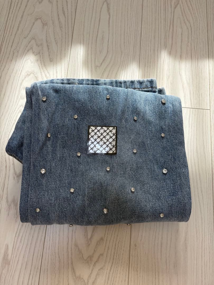 bibiy. ビジューデニム　Mサイズ