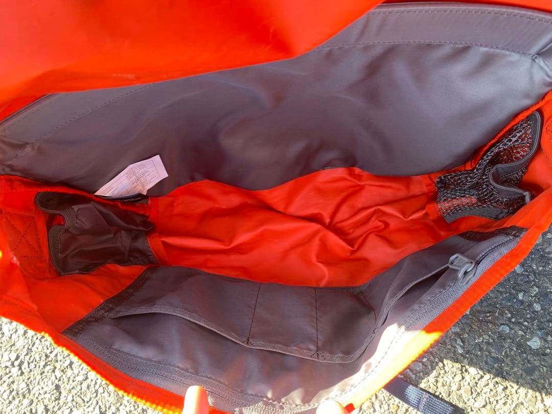 Timbuk2メッセンジャーバッグ Sサイズ グレー×オレンジ ショルダーバッグ