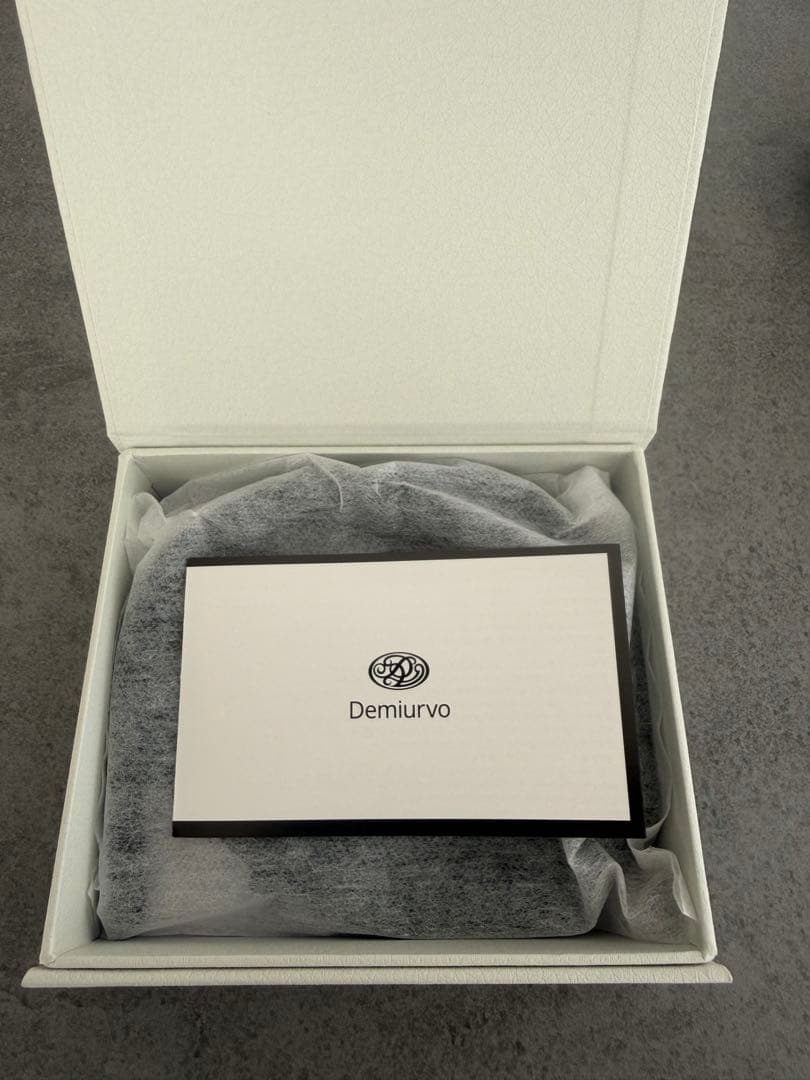 Demurivo Demiurvo iPhone13 Pro スマホケース