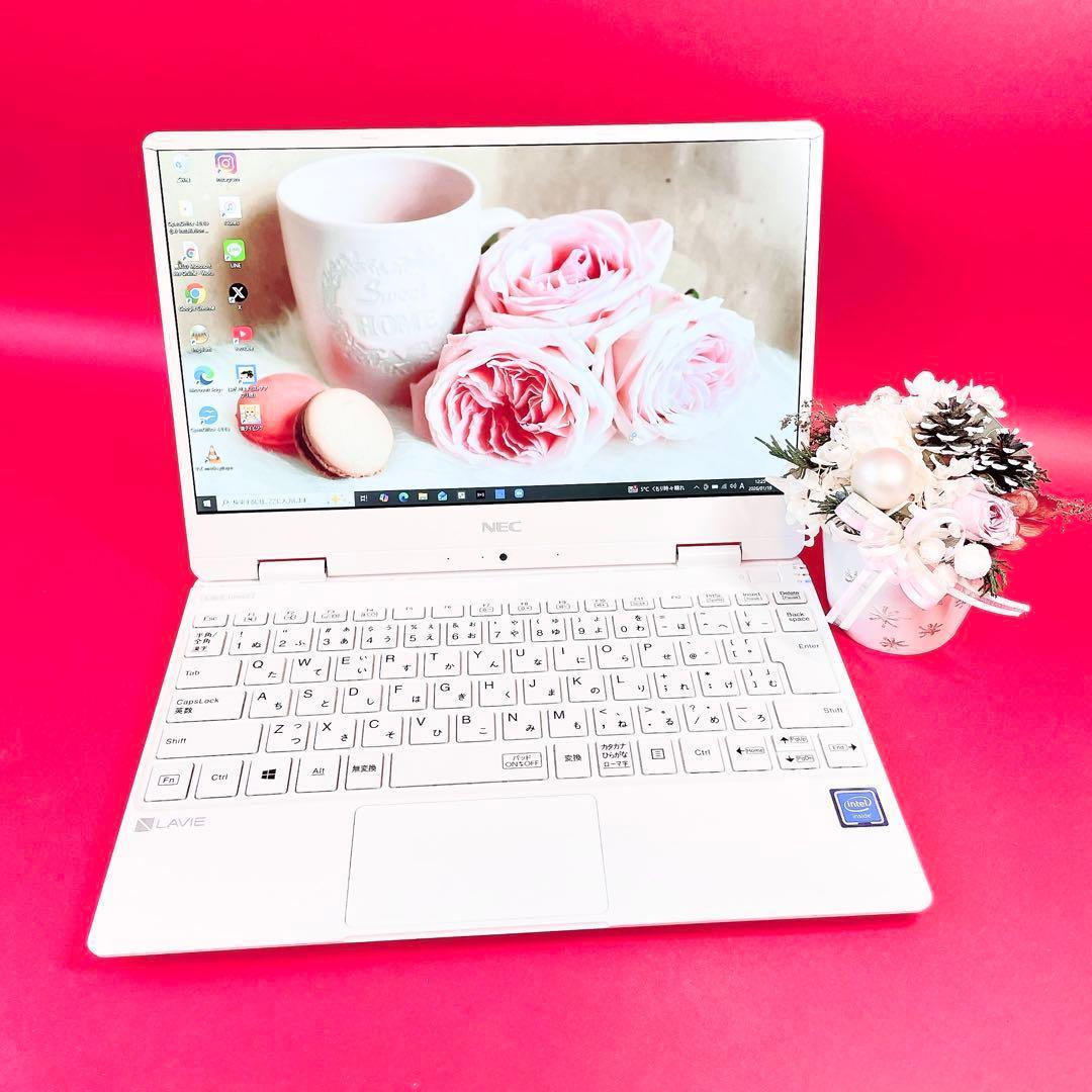 バッテリー良好❣️小型軽量✨️薄型ノートパソコン✨️可愛い白✨️サクサク動くSSDカメラ