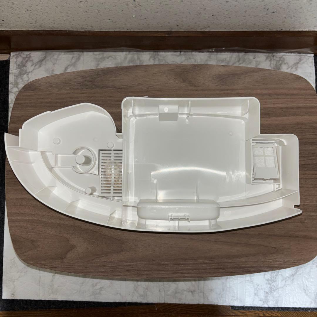 【2023年製】パナソニック加湿セラミックファンヒーター　DS-FKX1206