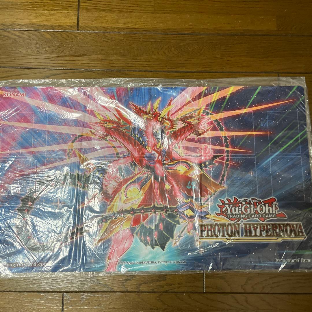 遊戯王 CNo.62 超銀河眼の光子龍皇 プレイマット 海外限定　未開封