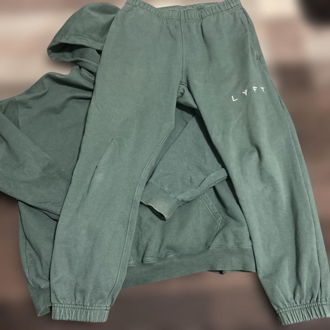 LYFT グリーン パーカーとパンツ セット L/M