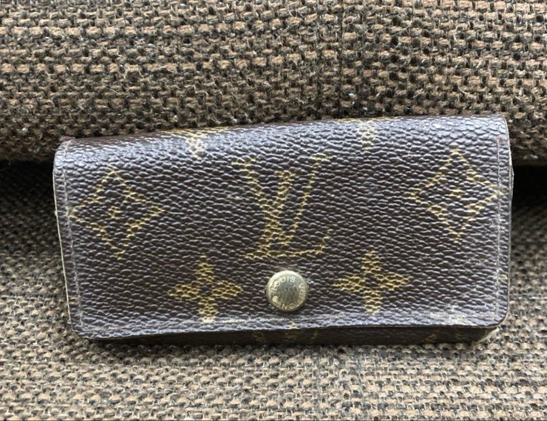 LOUIS VUITTON セリーヌ coach 長財布 二つ折り財布