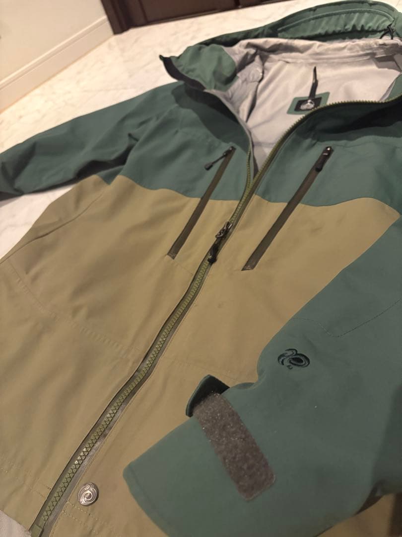 ロッシ P.RHYTHM outerwear 上下セット　Mサイズ