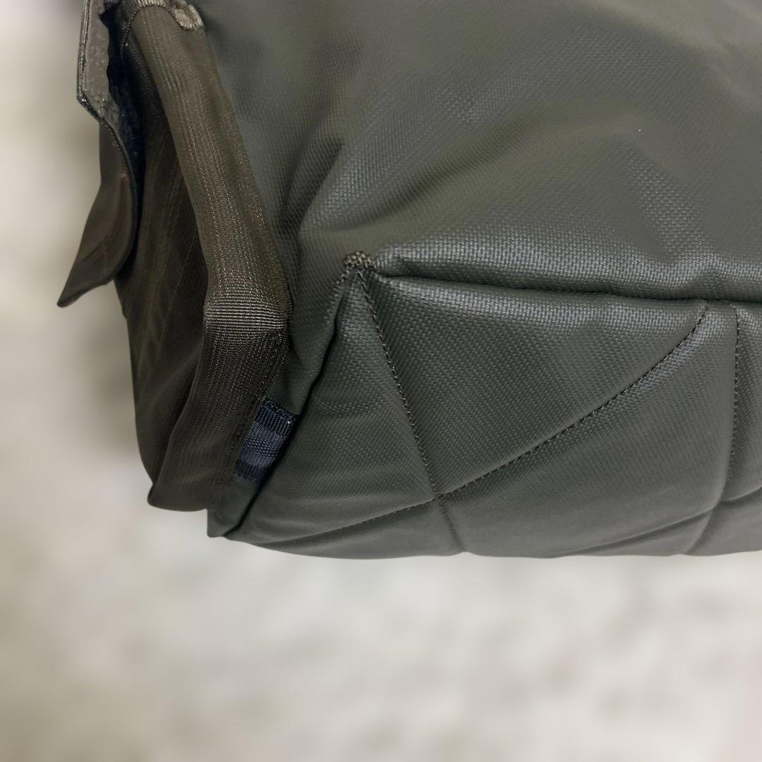 希少　美品　ポーター プリズム　ショルダーバッグ　ボディバッグ　A4収納可