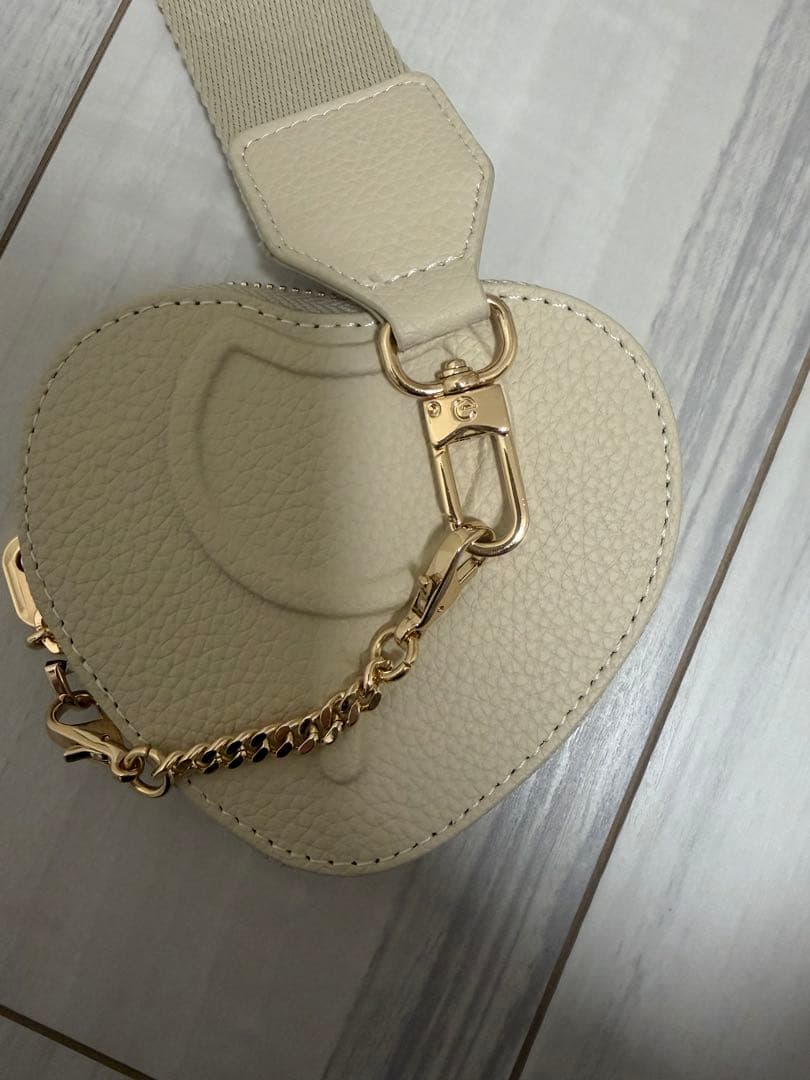 【美品】custype iPhoneケース17&アクセサリー4点セット