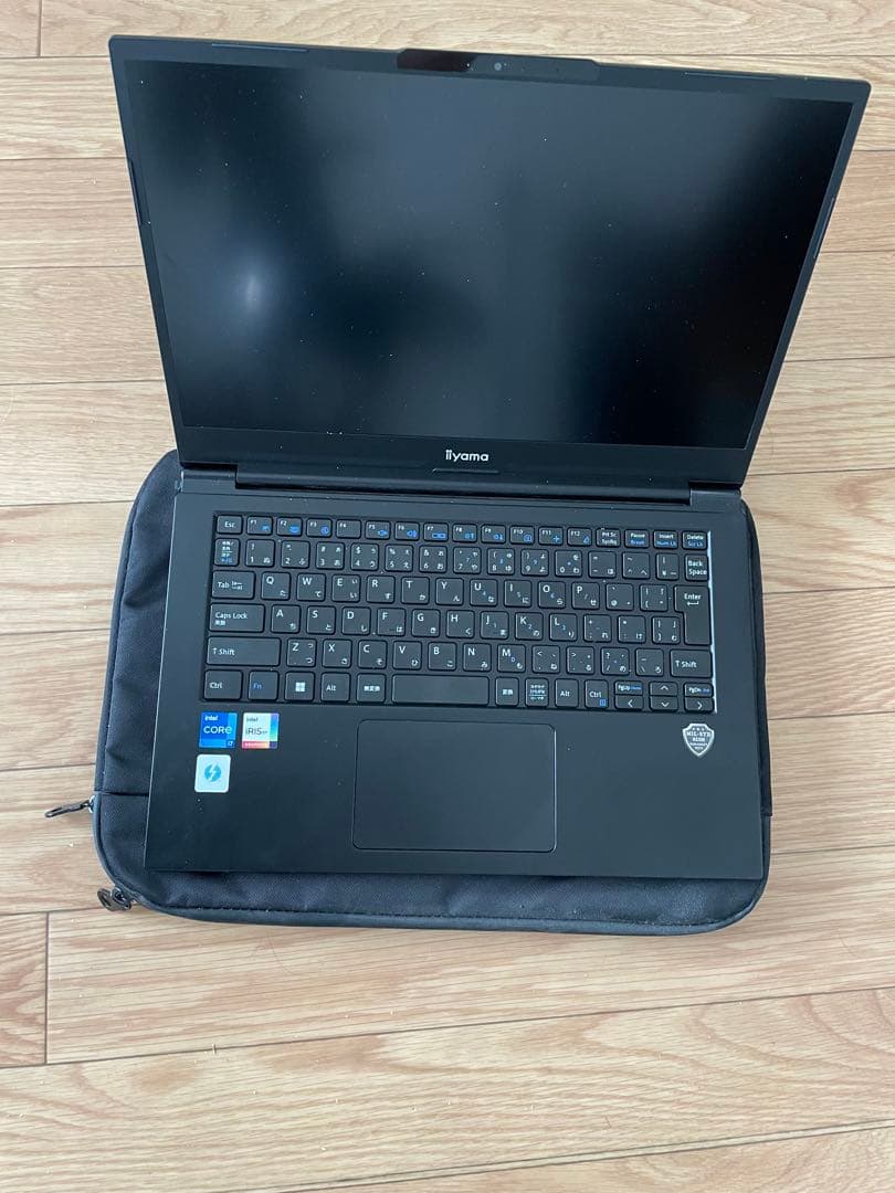 【新品未使用】iiyama 14型 軽量0.94kg Core i7 16GB
