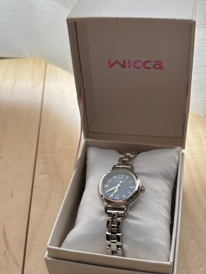 Wiccaレディースウォッチ(KP3-619-11)ソーラーテック