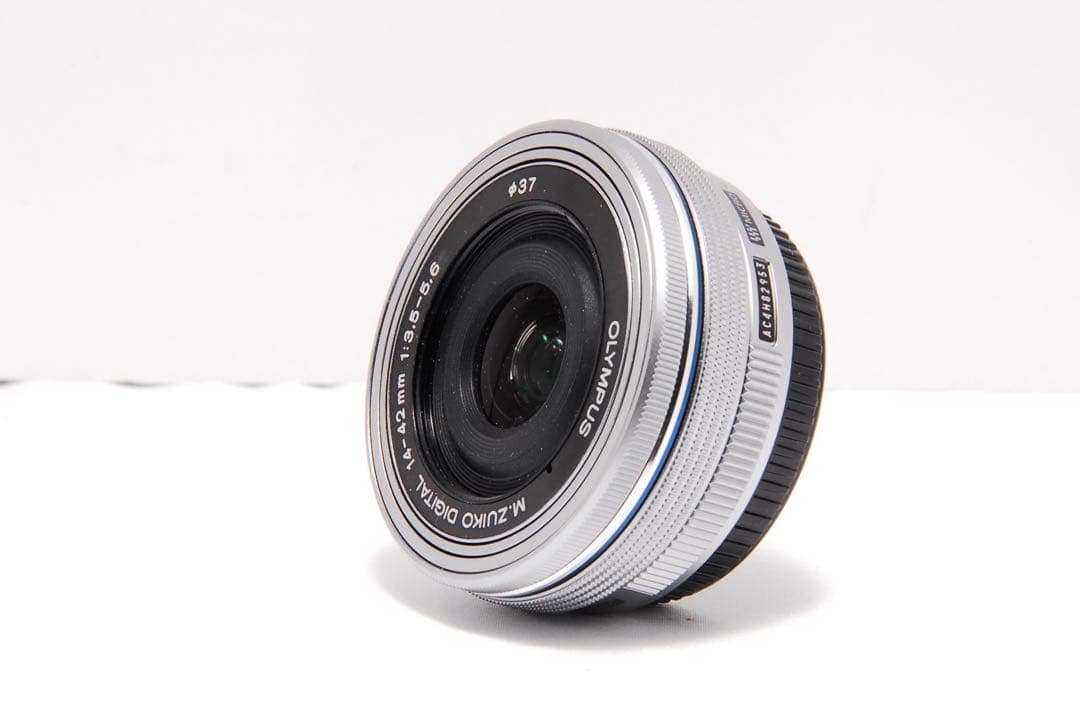 美品 OLYMPUS PEN E-PL8 レンズセット ホワイト S数 615回