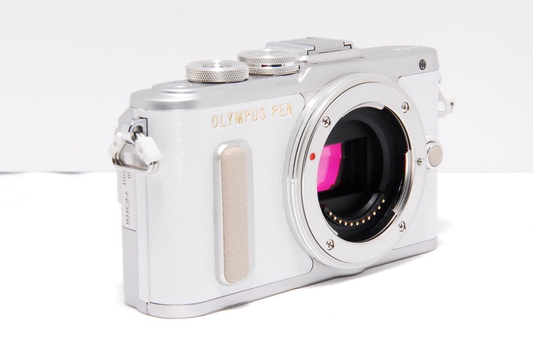 美品 OLYMPUS PEN E-PL8 レンズセット ホワイト S数 615回