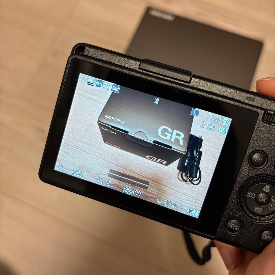 ★ショット数935回 RICOH GR III コンパクトデジタルカメラ
