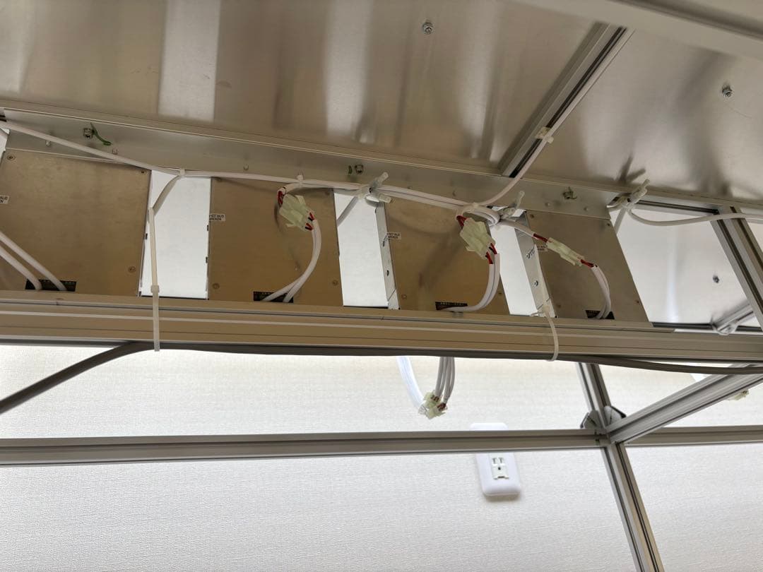 【大幅値下げ】超希少！異なる4色波長の美容LED照射「全身美容マシン」ピラティス