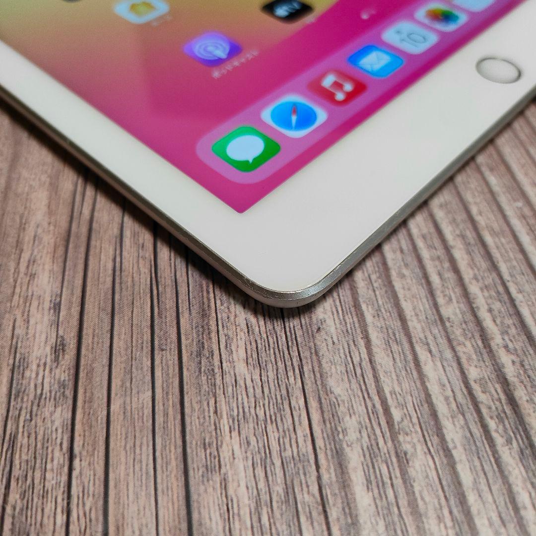 iPad 第6世代 32GB SIMフリー