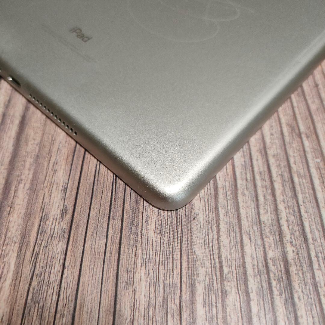 iPad 第6世代 32GB SIMフリー