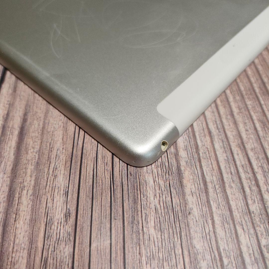 iPad 第6世代 32GB SIMフリー