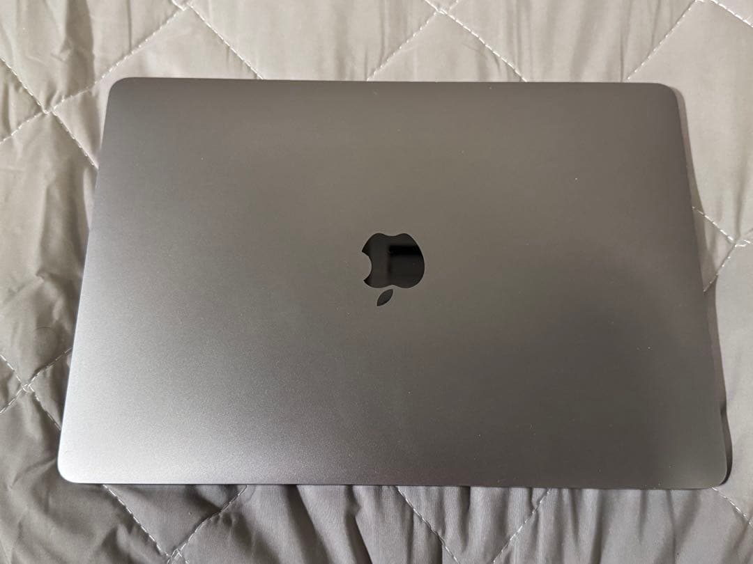 MacBook Pro 13インチ 2019 メモリ16GB SSD256GB