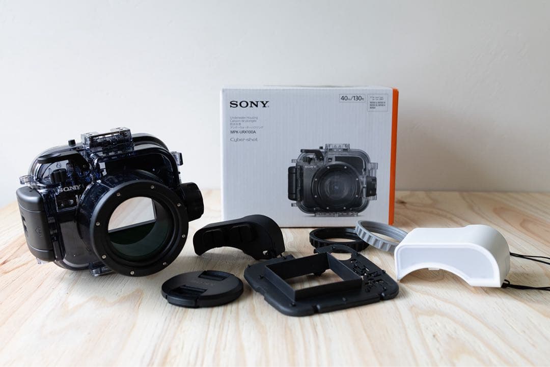 SONY RX100Ⅴ（M5）+オマケ多数　コンパクトデジタルカメラ