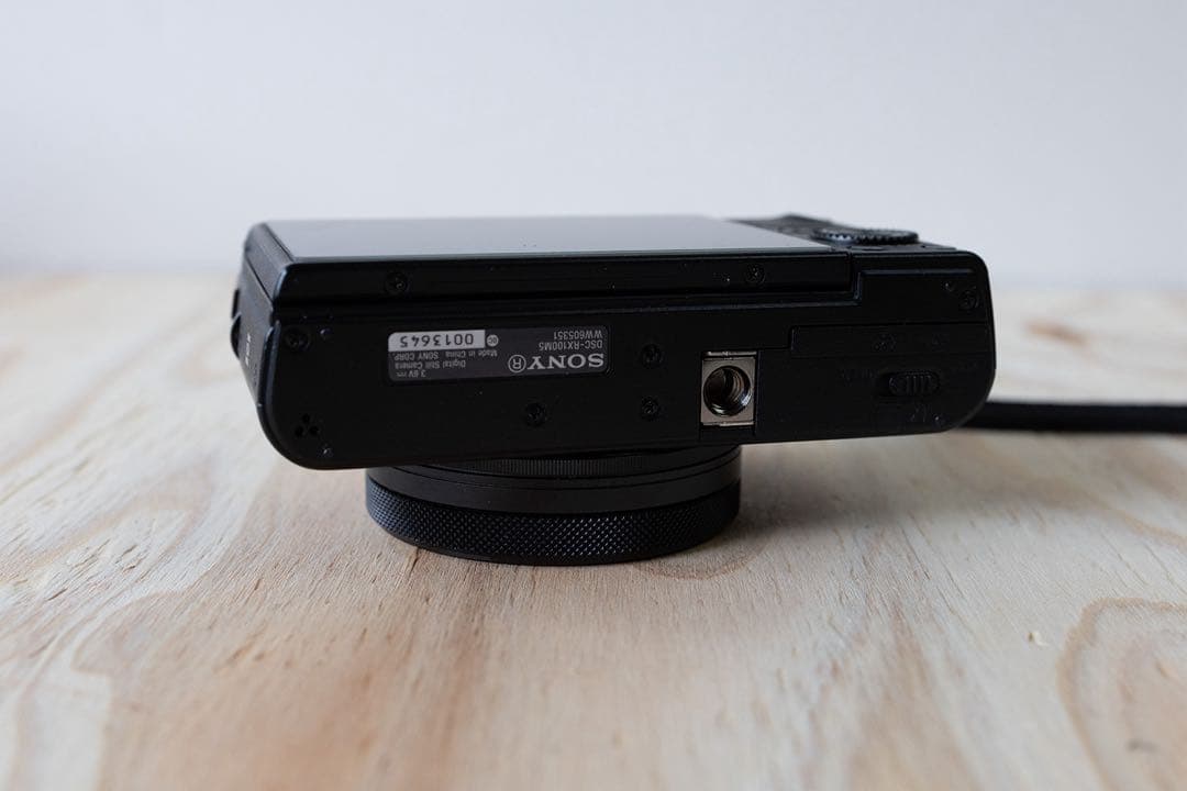 SONY RX100Ⅴ（M5）+オマケ多数　コンパクトデジタルカメラ