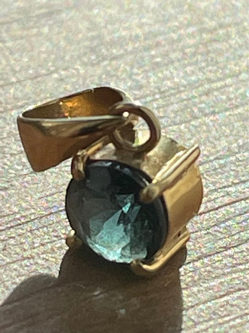 k18 カラーチェンジ　ガーネット