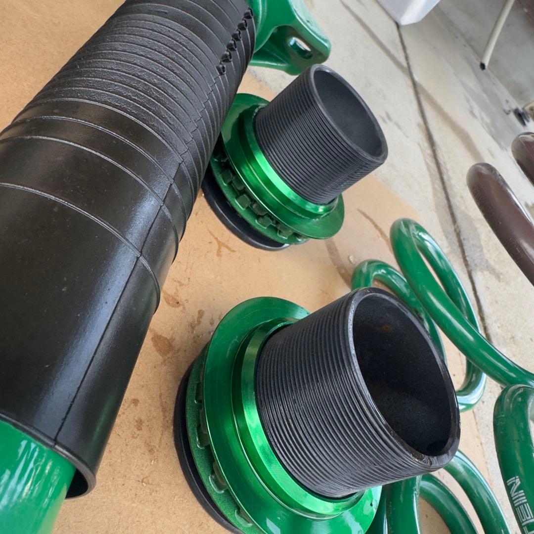 ✨即購入可　美品　TEIN 車高調　50プリウス　送料無料！