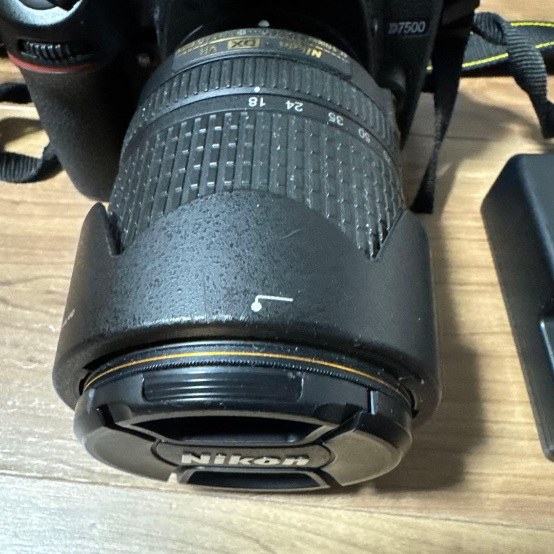 ニコンＤ７５００　１８-１４０mm レンズキット
