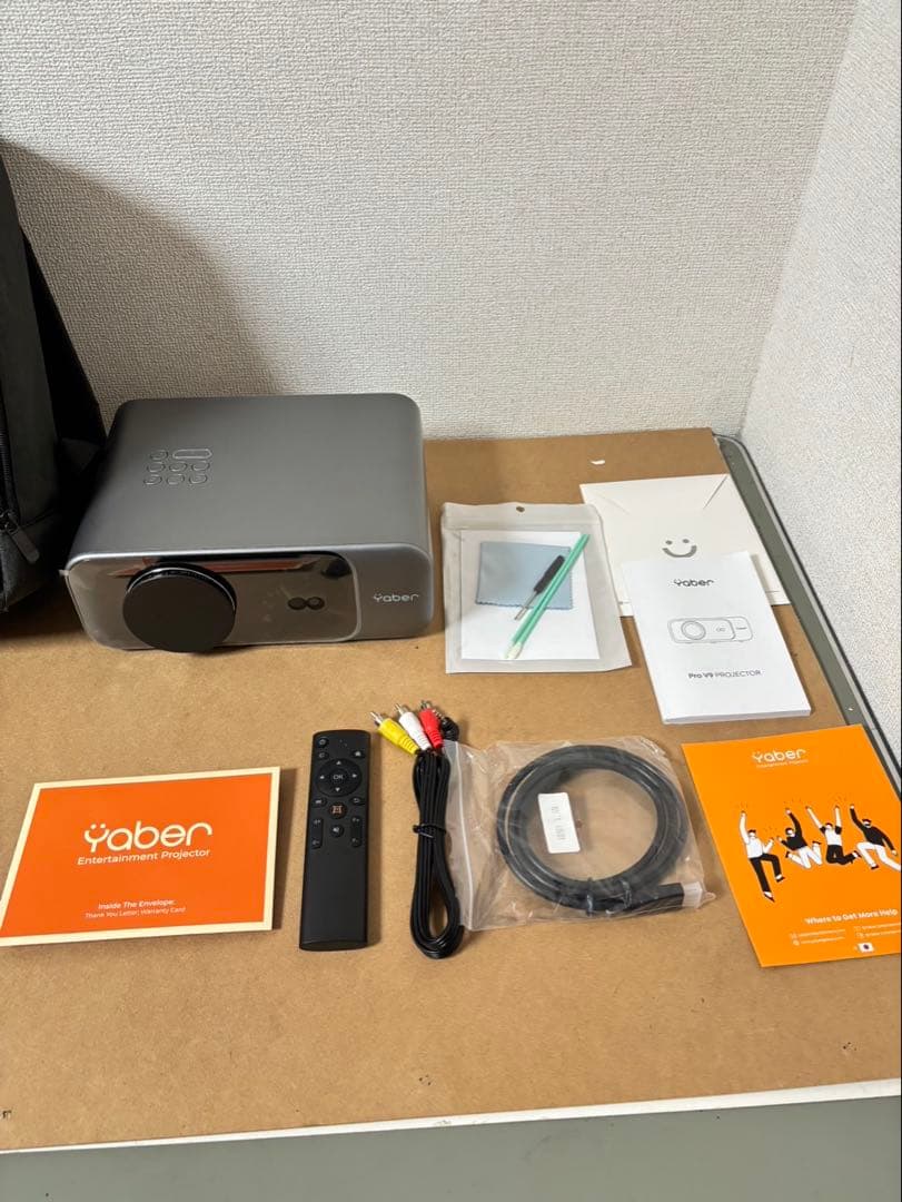 Yaber Pro V9 プロジェクター 本体 ガンメタ