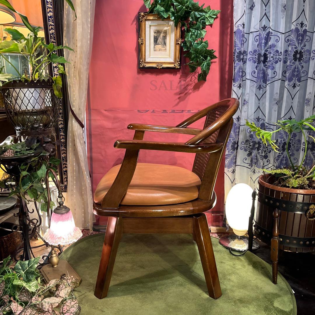 Lオールド　マルニ　クラッシック　アンティーク　３６０度　回転チェア