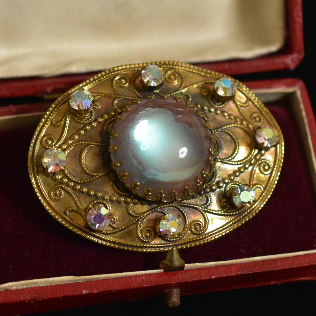 検索サフィレット 大粒サファリーンのブローチ ヴィンテージ