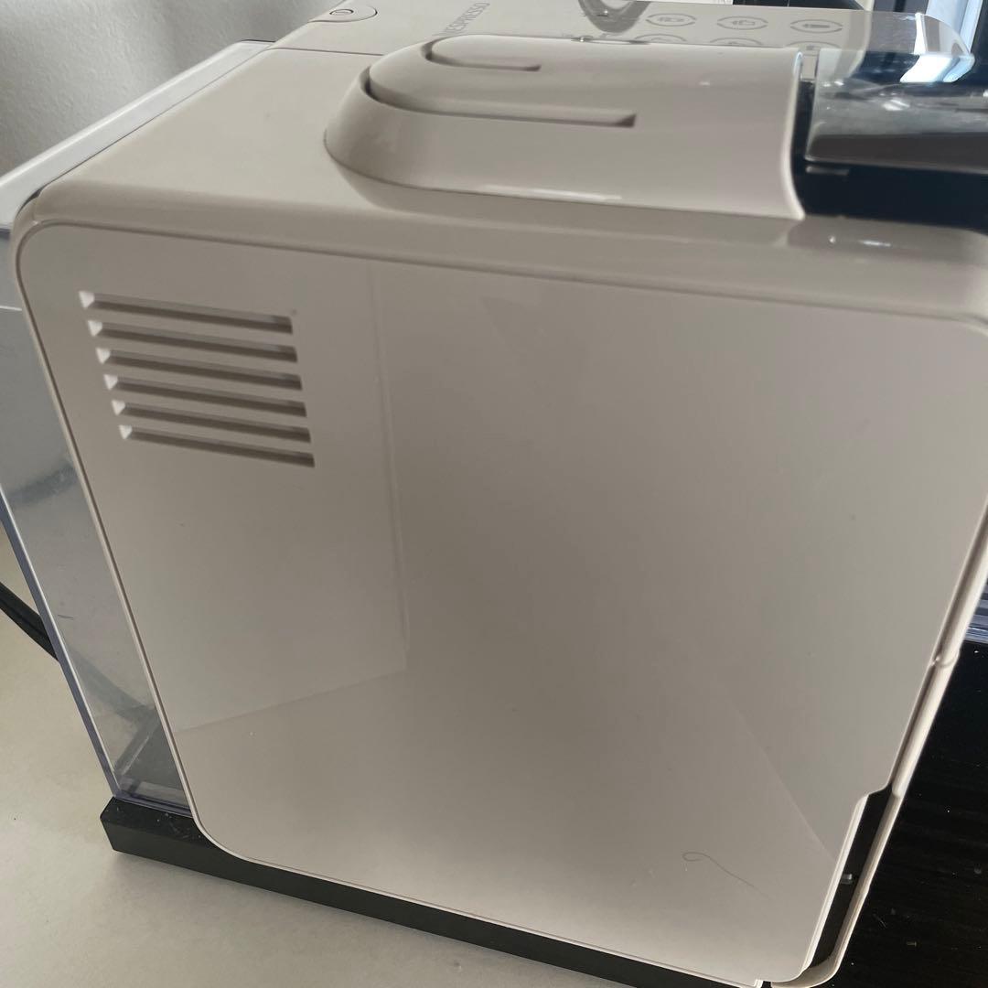 ネスプレッソ コーヒーメーカー ラティシマ・タッチ ホワイト