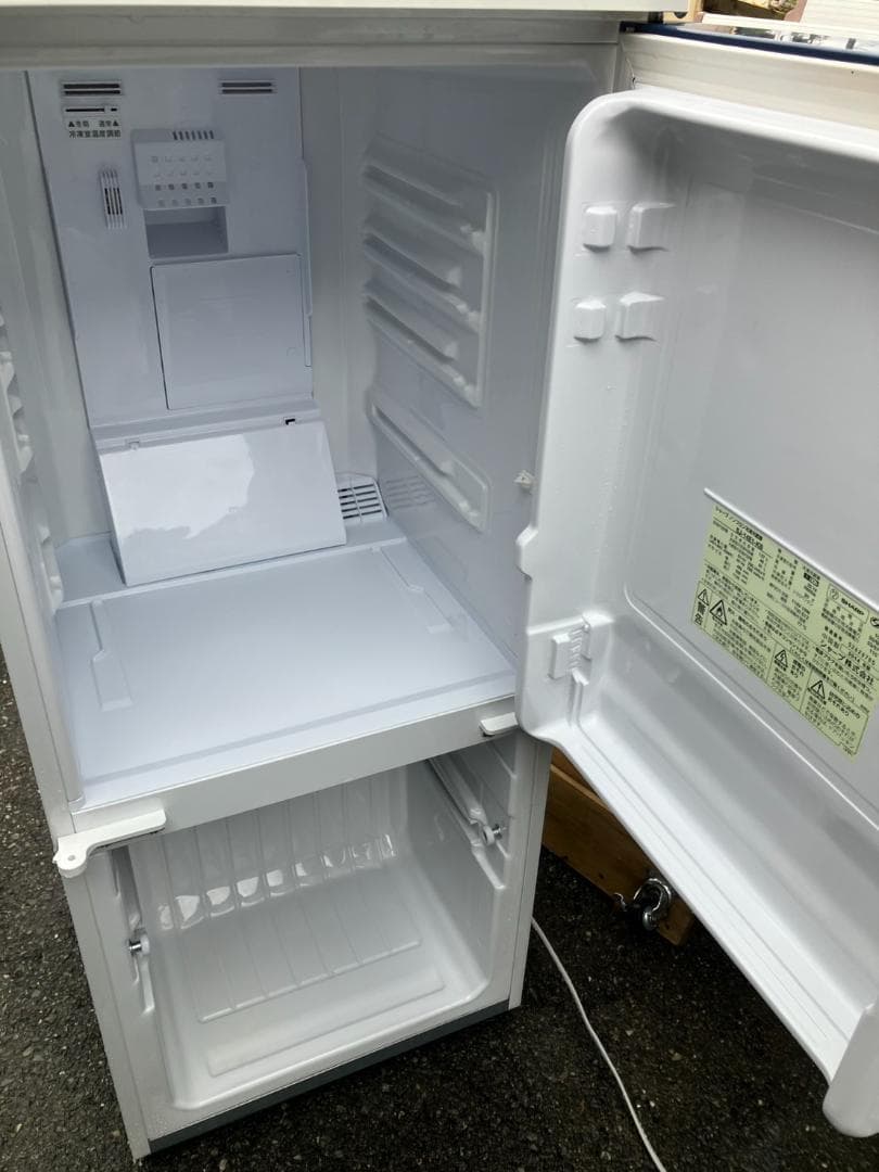 【福岡市 市内近郊限定】SHARP ２ドア 冷蔵庫 霜が付かないタイプ 配送無料