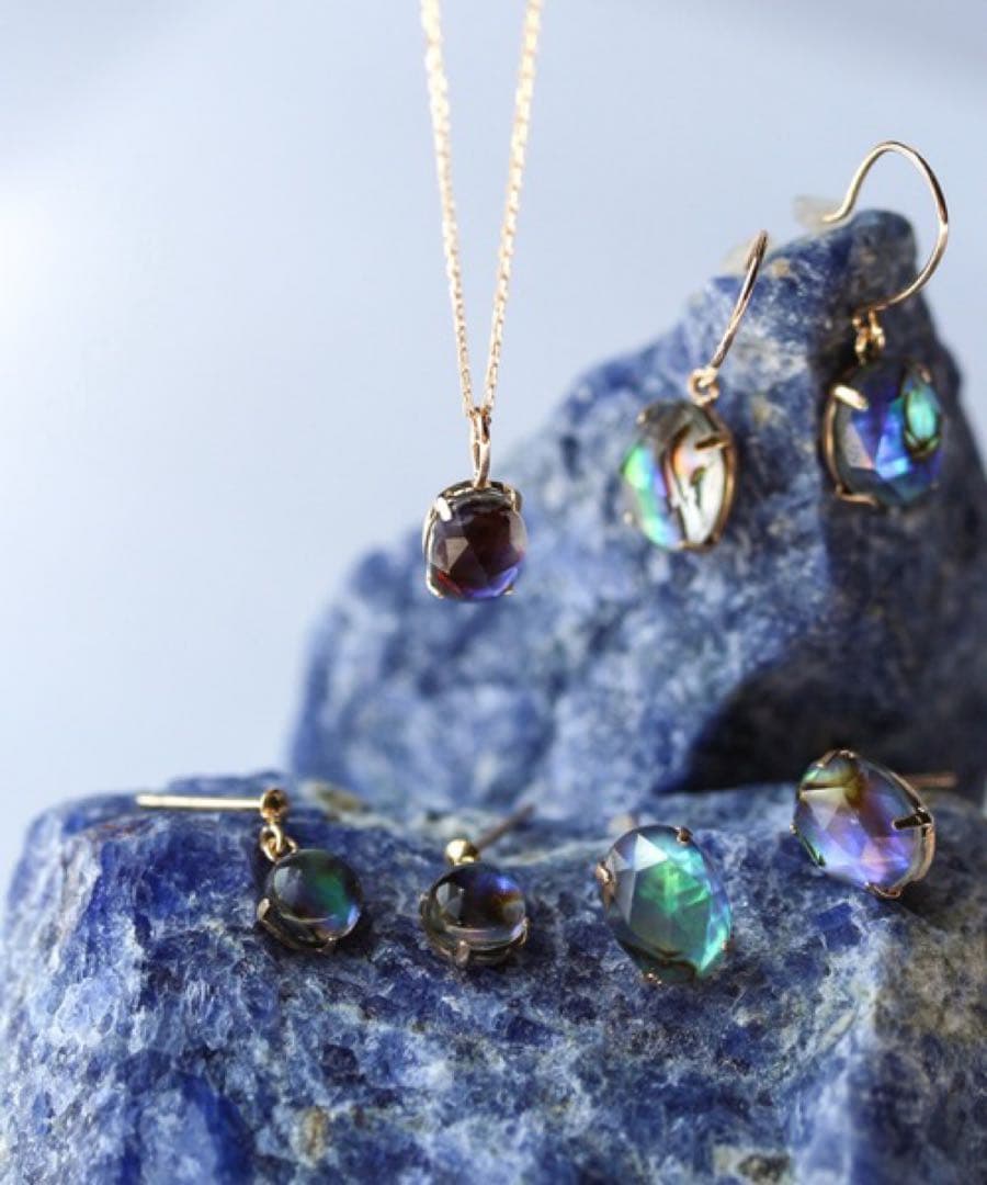 cui-cui クリスタル 黒蝶貝 K10 スタッド ピアス 14300円