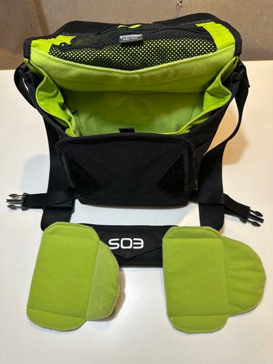 Canon CRUMPLER限定コラボ商品 ショルダーバッグ 6ミリオンダラー