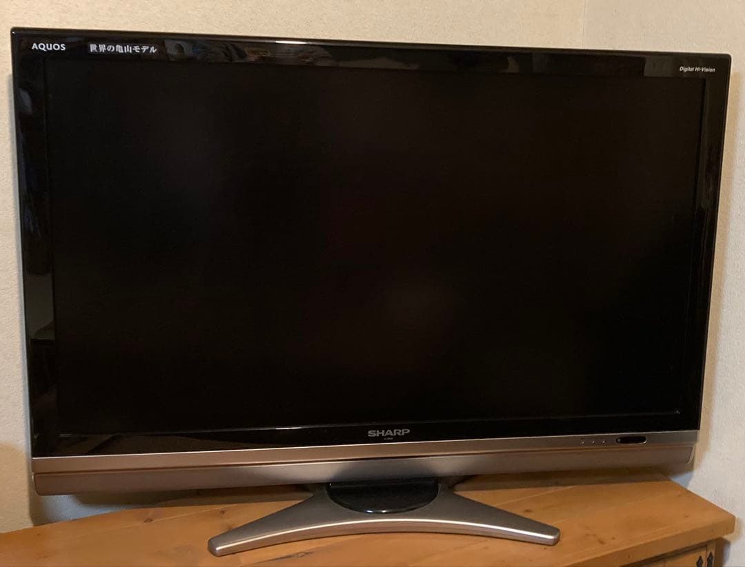 シャープ　AQUOS　世界の亀山モデル　LC-42DS6