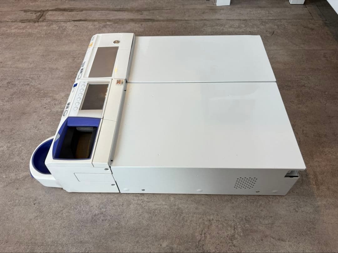 GLORY 自動釣銭機 RT-300 RAD-300 新500円・新紙幣対応