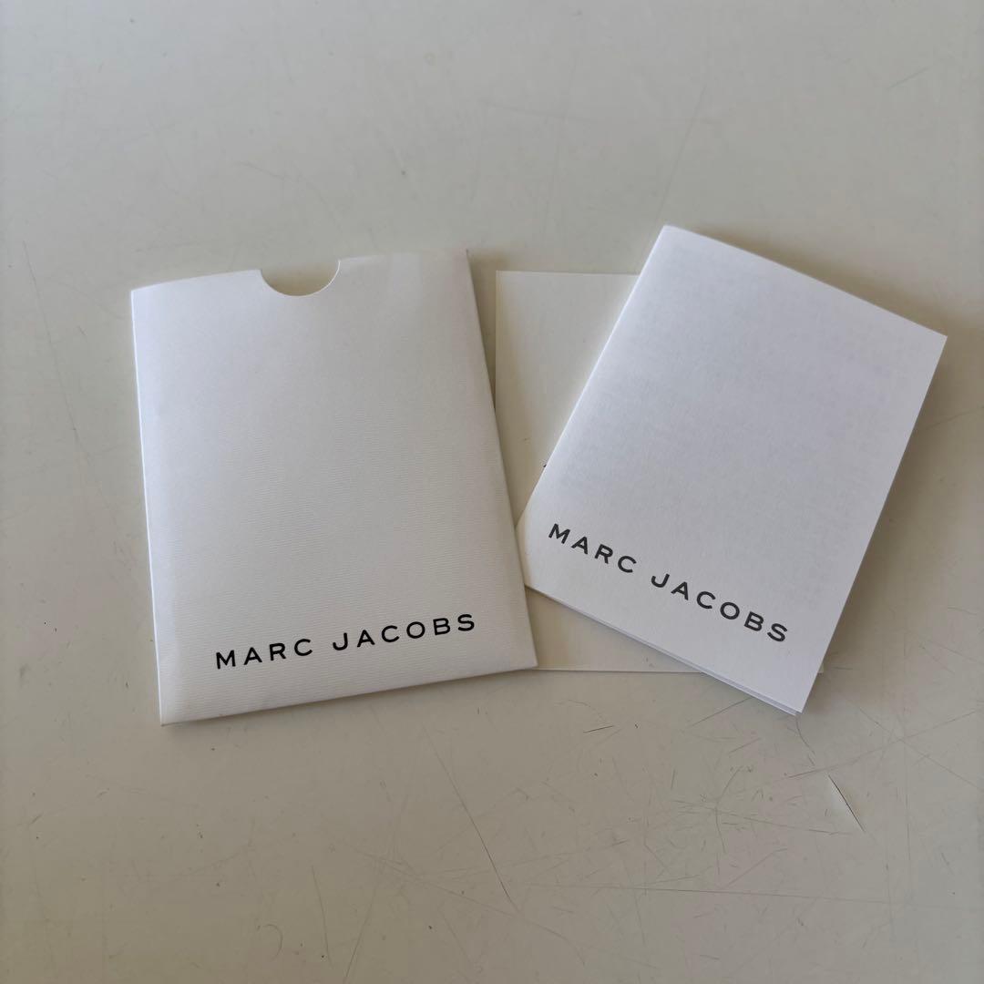 【ほぼ新品】MARC JACOBS リュック・バックパック ブラック　ボルドー