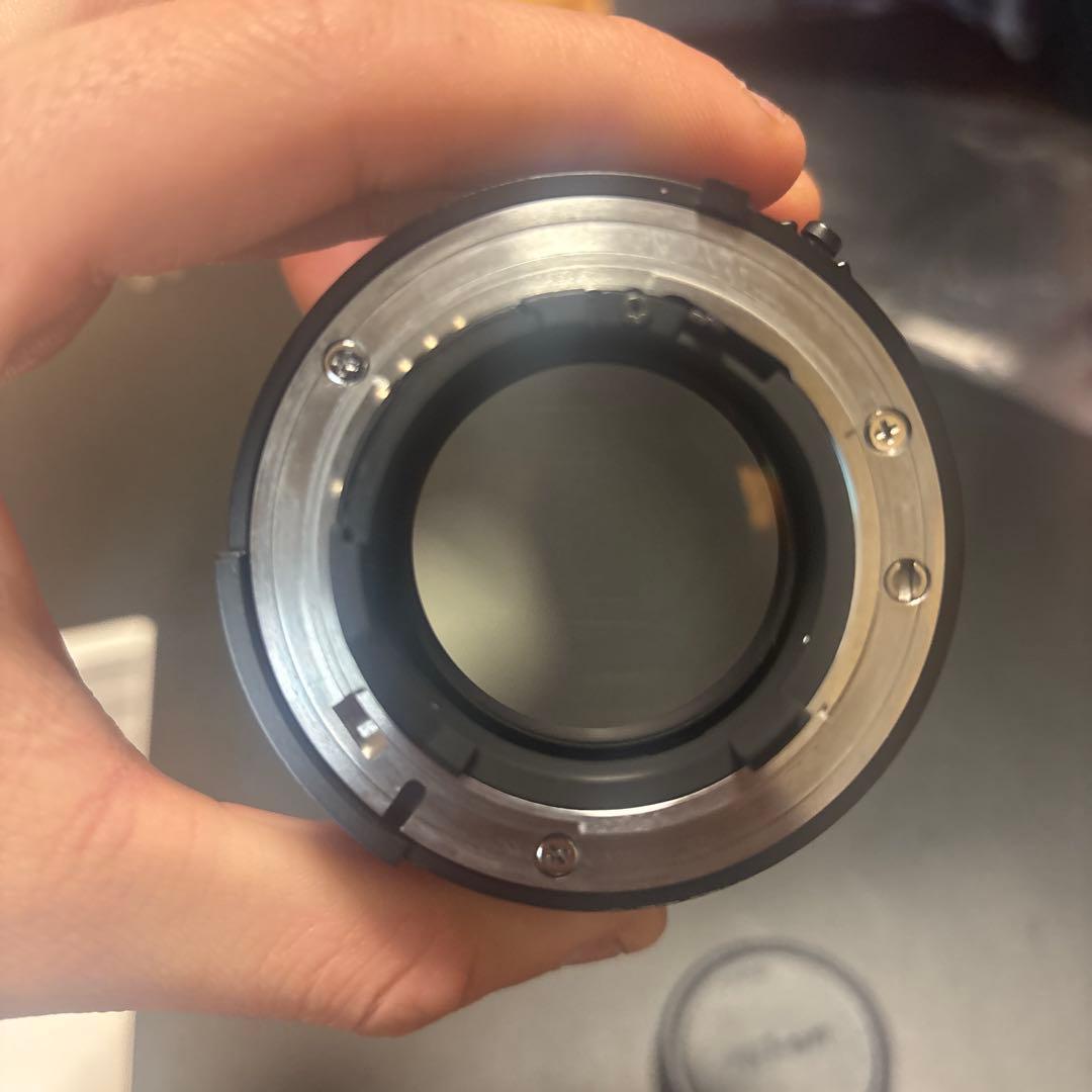 Nikon AF Nikkor 85mm f/1.8 レンズ