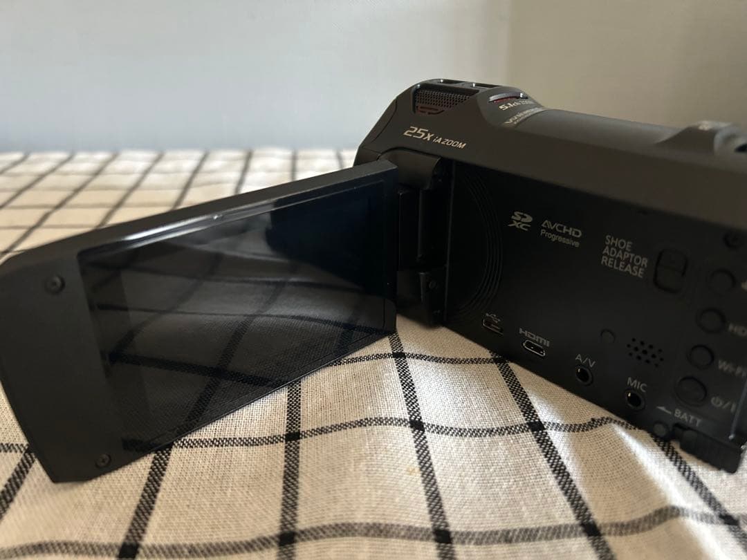 Panasonic HC-VX985M 4Kビデオカメラ　大容量バッテリー付き