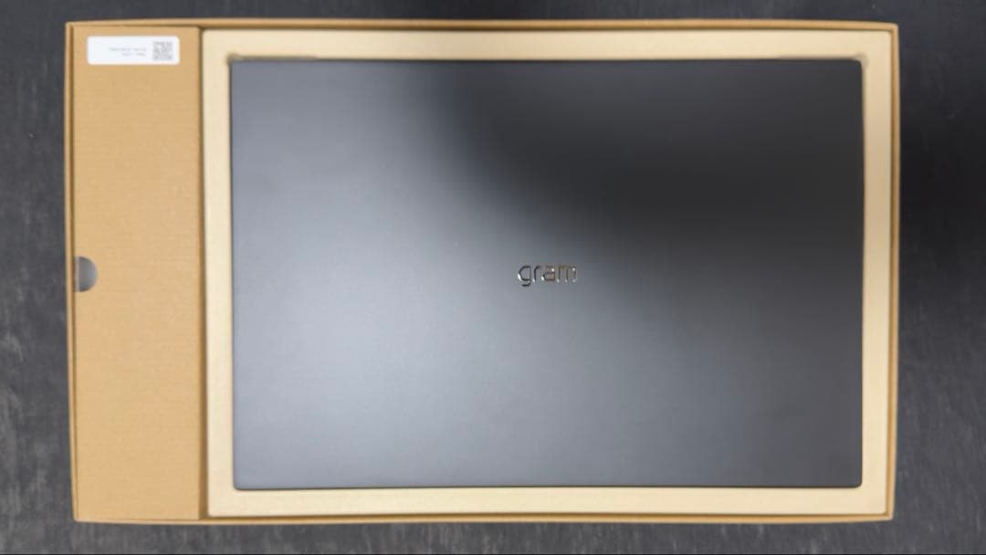 n*o様 LG gram 16 16Z90TL-GU75J /Core Ultr