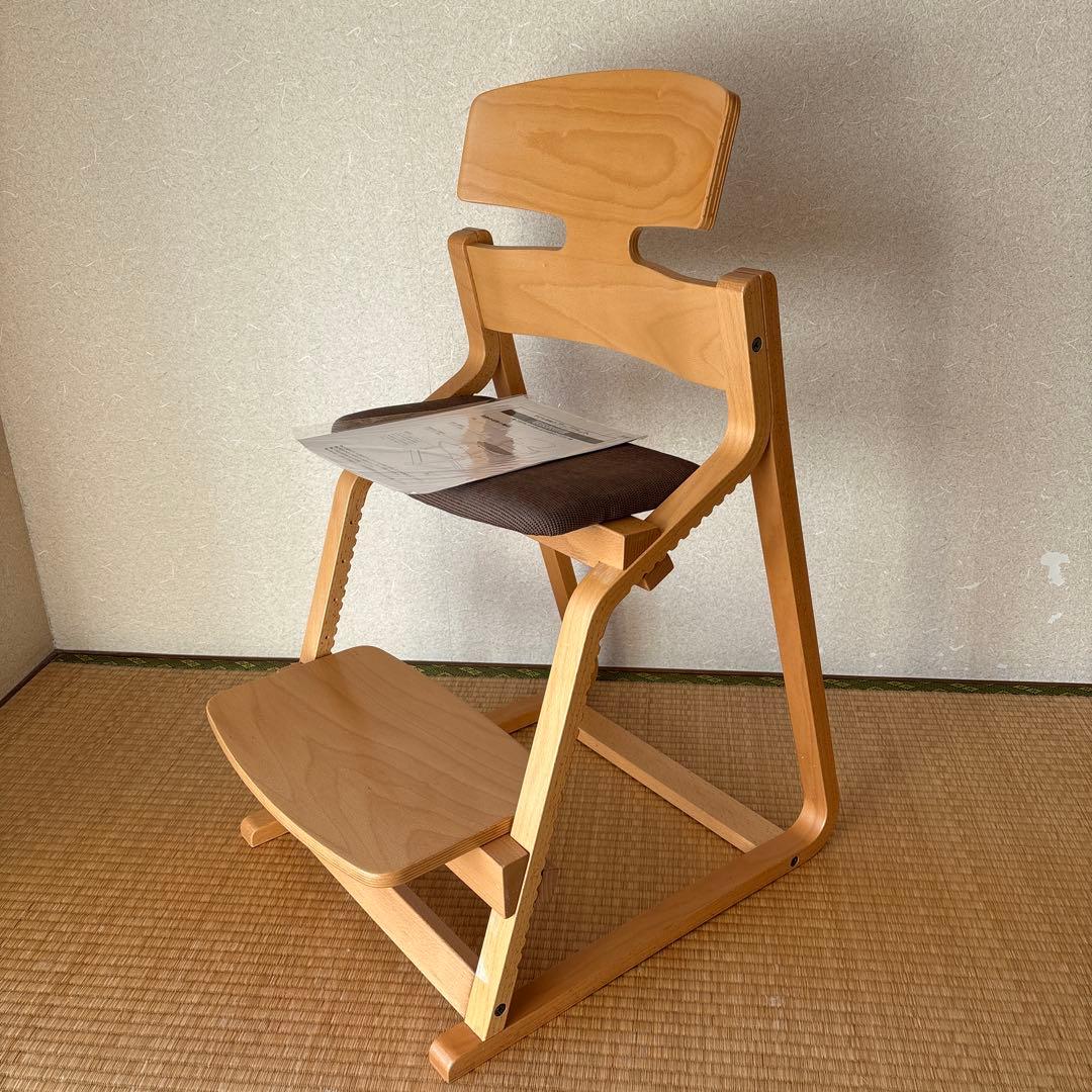 豊橋木工　アップライトチェア