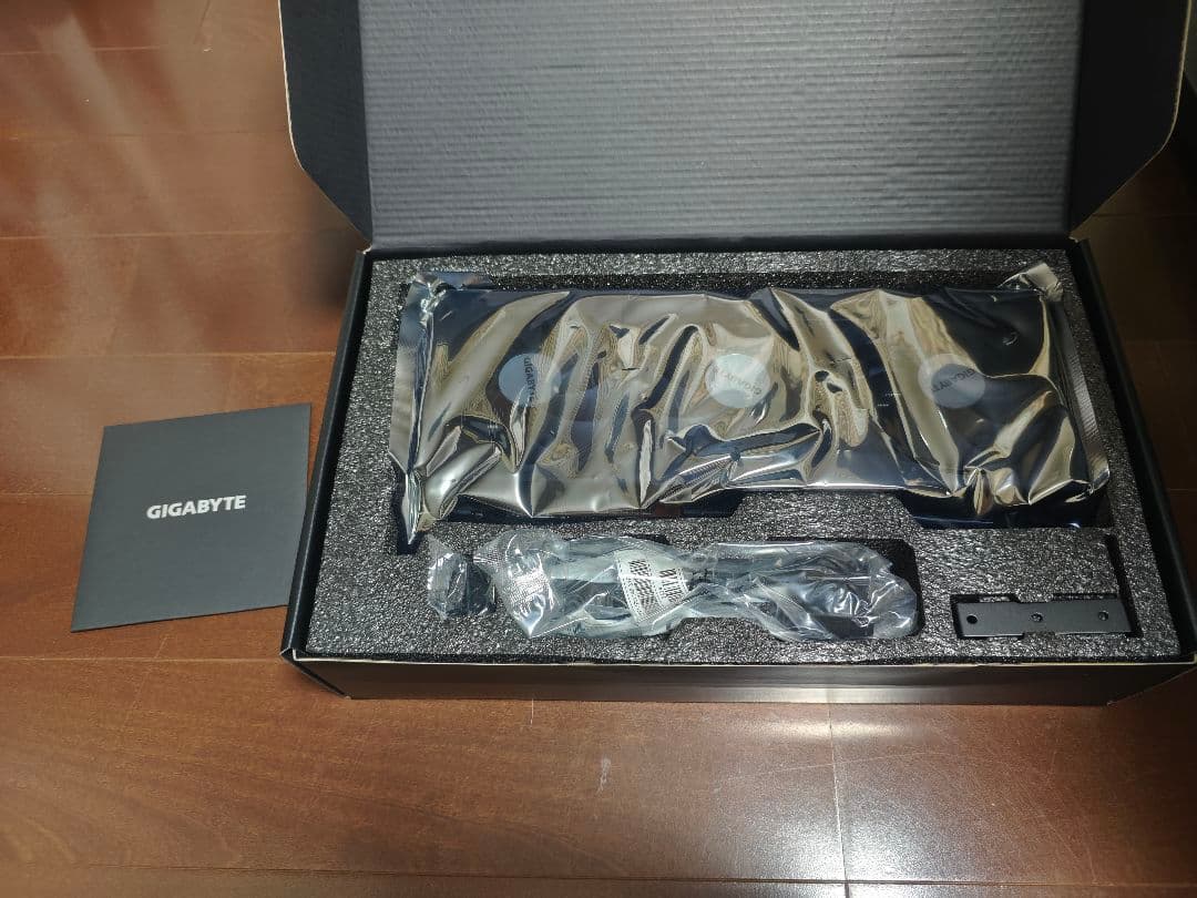 GIGABYTE GEFORCE RTX 4090 24GB① 新品.未使用