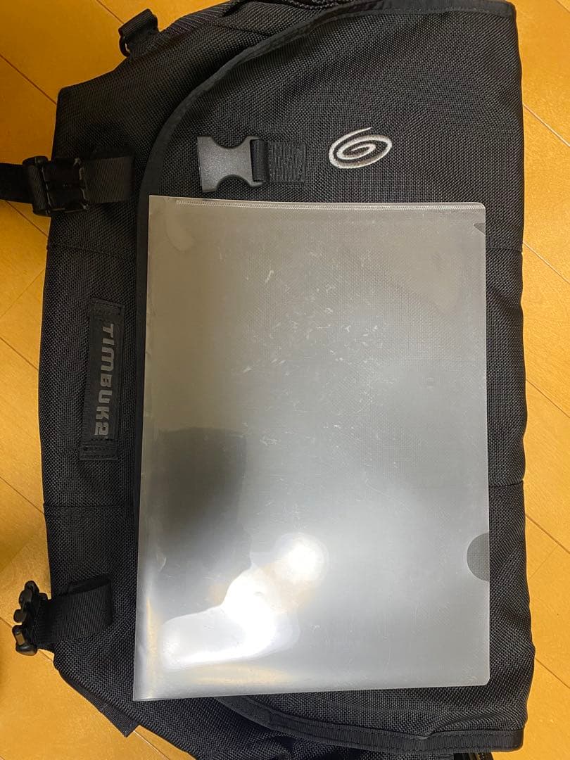 メッセンジャーバッグ　ティンバックツー