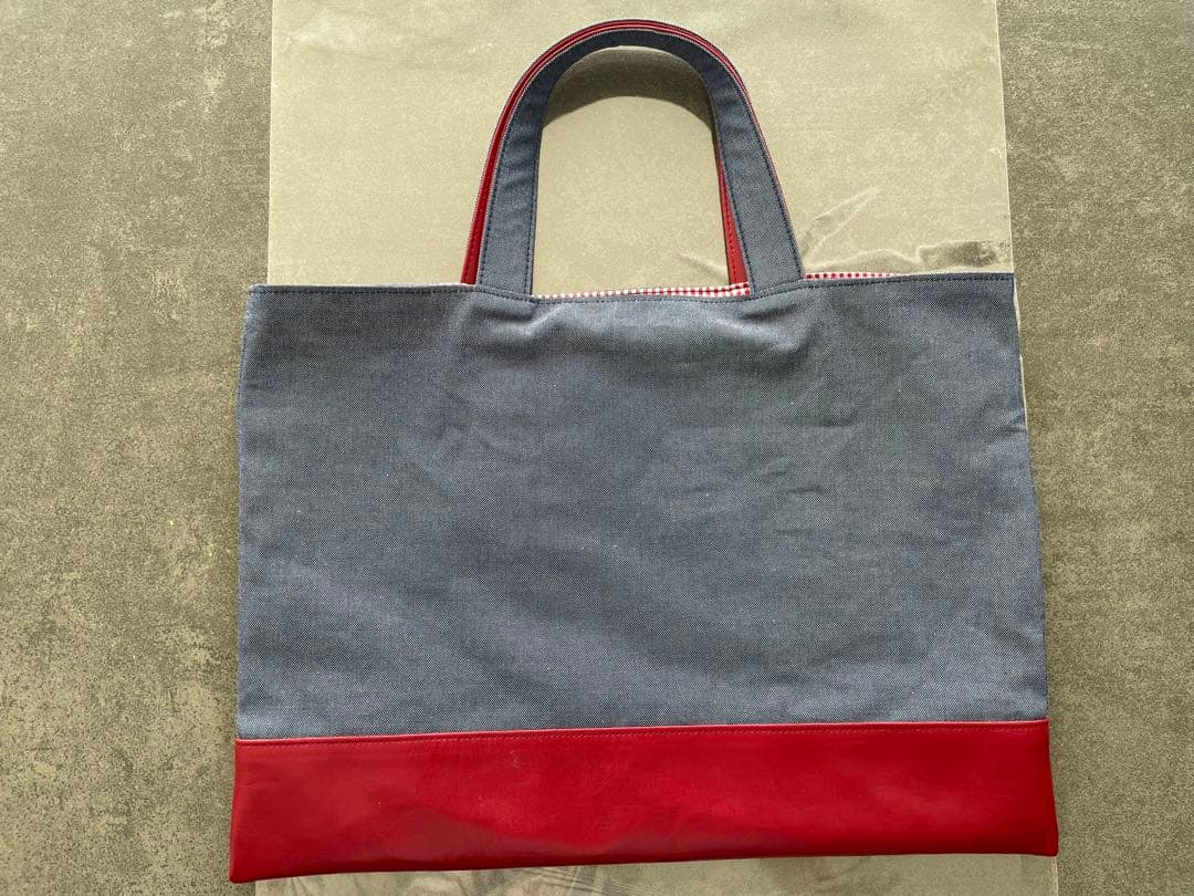 新品familiarファミリア×甲南女子コラボ（寄附金）バッグ