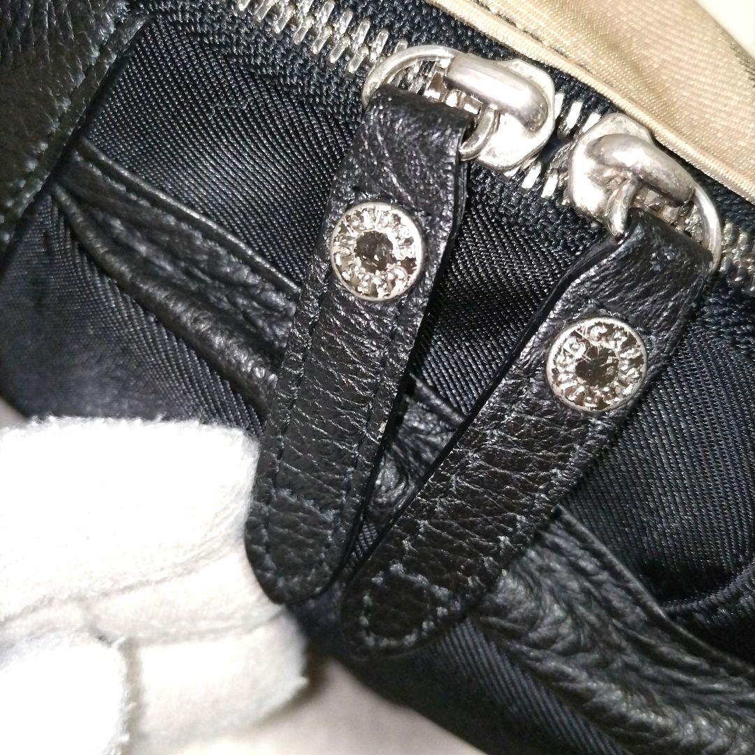 【美品】ブラックレーベルクレストブリッジ チェック柄 ロゴプレート ボディバッグ