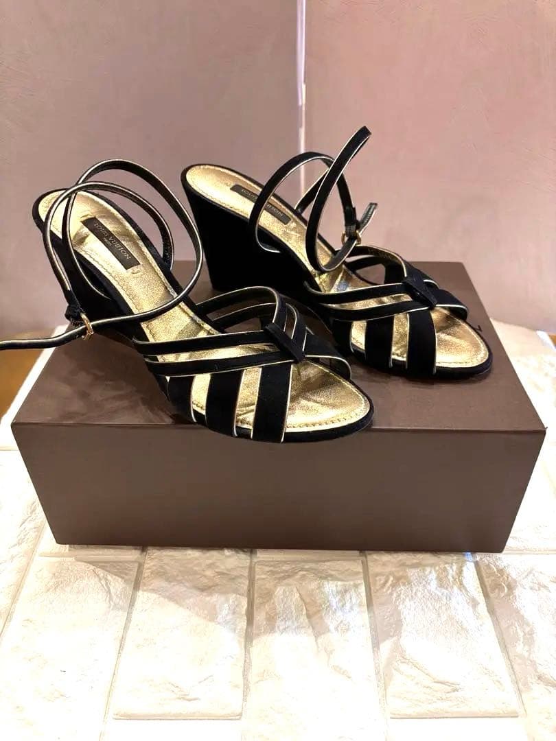 #ルイヴィトンエレガント ブラック スエードストラップヒールサンダル#38