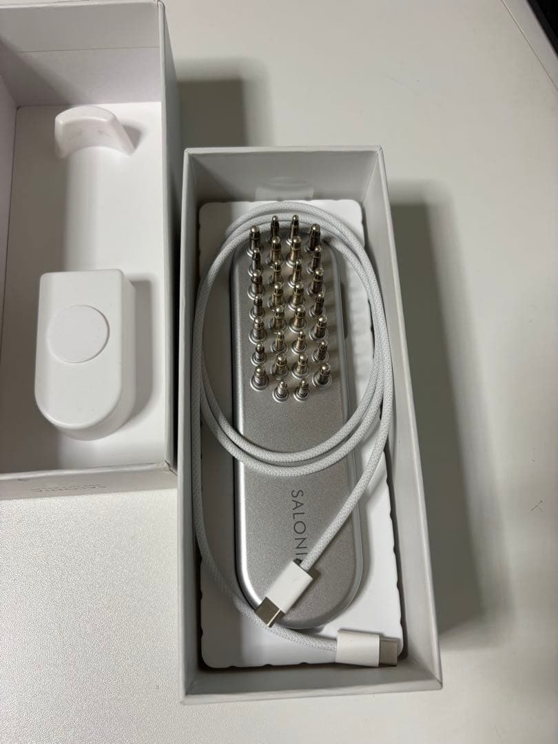 【サロニア】SALONIA EHS LIFT BRUSH 美顔器